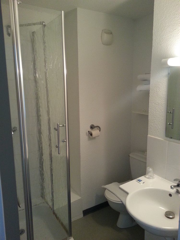 Ibis Budget Châteaudun Exterior foto
