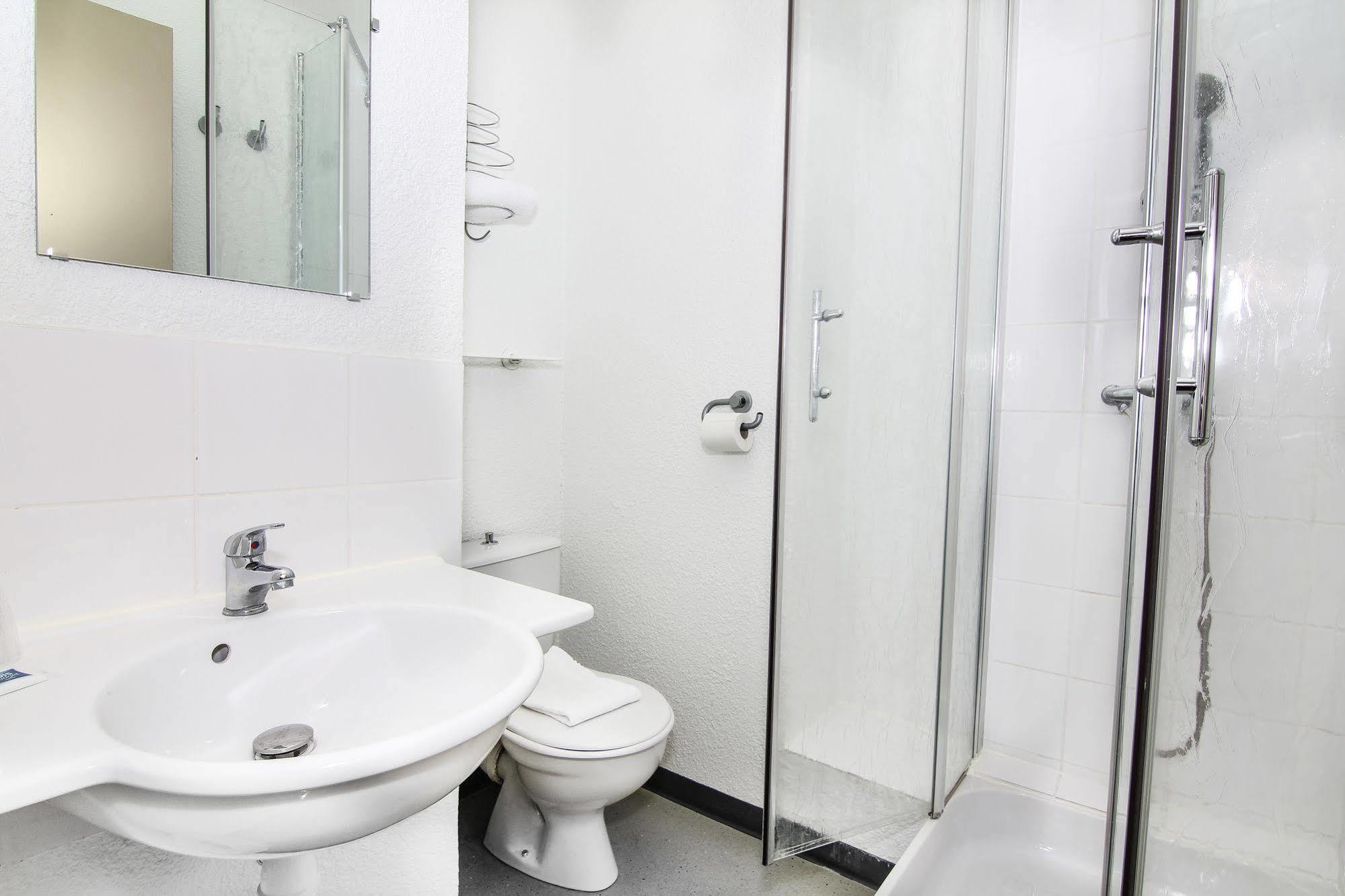 Ibis Budget Châteaudun Exterior foto